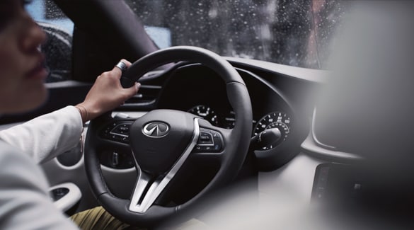 Hands Free INFINITI InTouch connected services