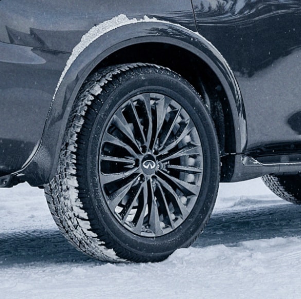 INFINITi QX80 winter tires.