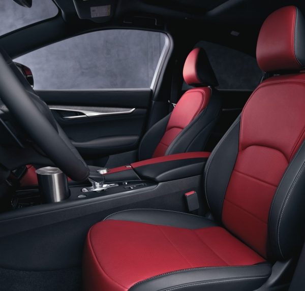 Red and black front seats in the INFINITI QX55 crossover coupe