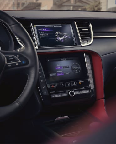 2024 INFINITI QX55 Interior highlighting wireless Apple Carplay technology